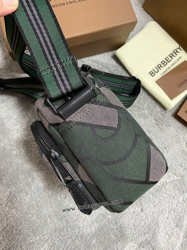 Burberry專門店新款尼龍佈防水材料相機包 巴寶莉男女款單肩斜挎小包 yxb1217